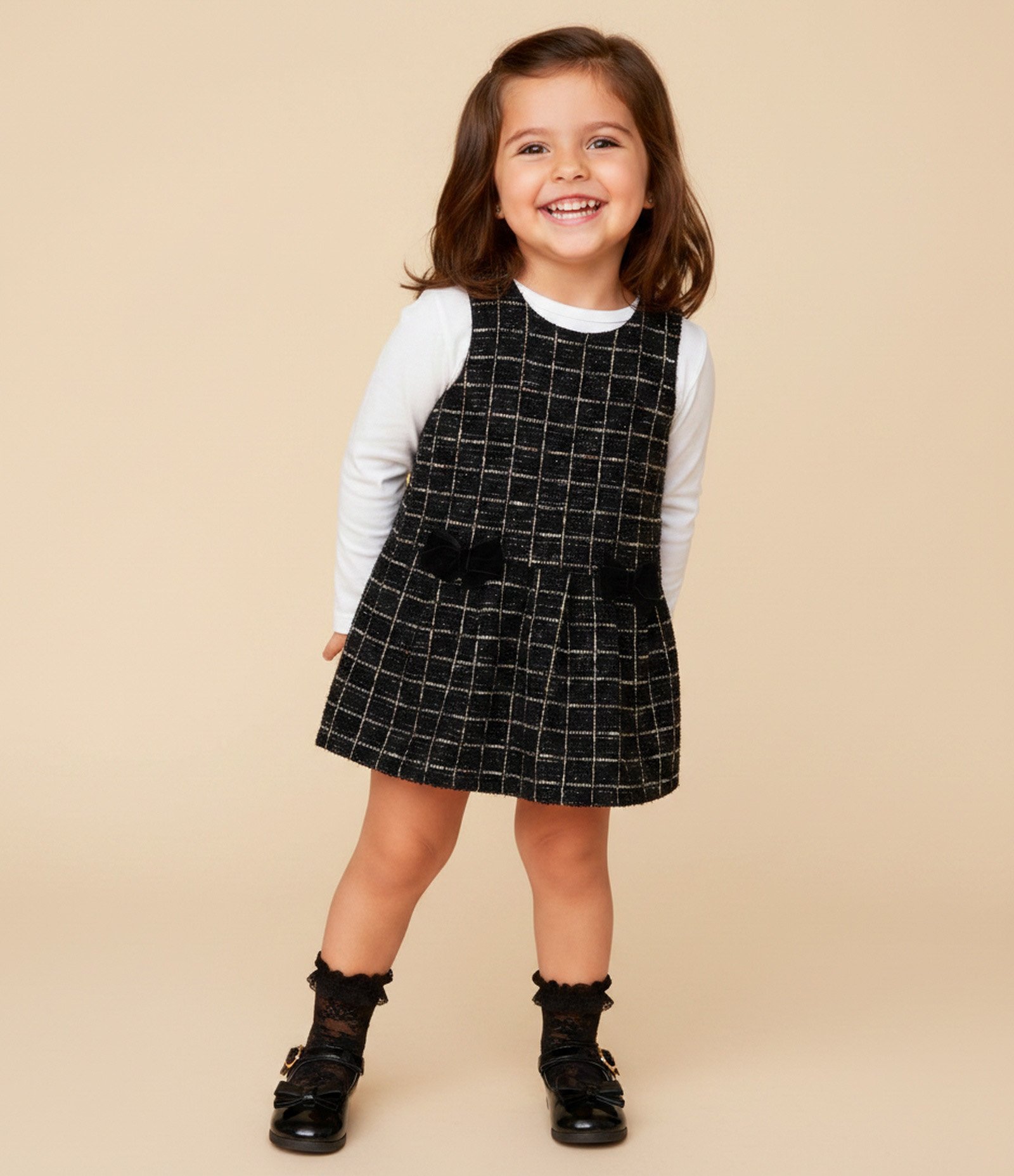 Vestido Evasê Infantil em Tweed com Laços Aplicados – Tam 1 a 6 Anos Preto 1