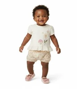Conjunto Bebê Bata com Babadinho Estampa Floral – Tam 0 a 18 Meses