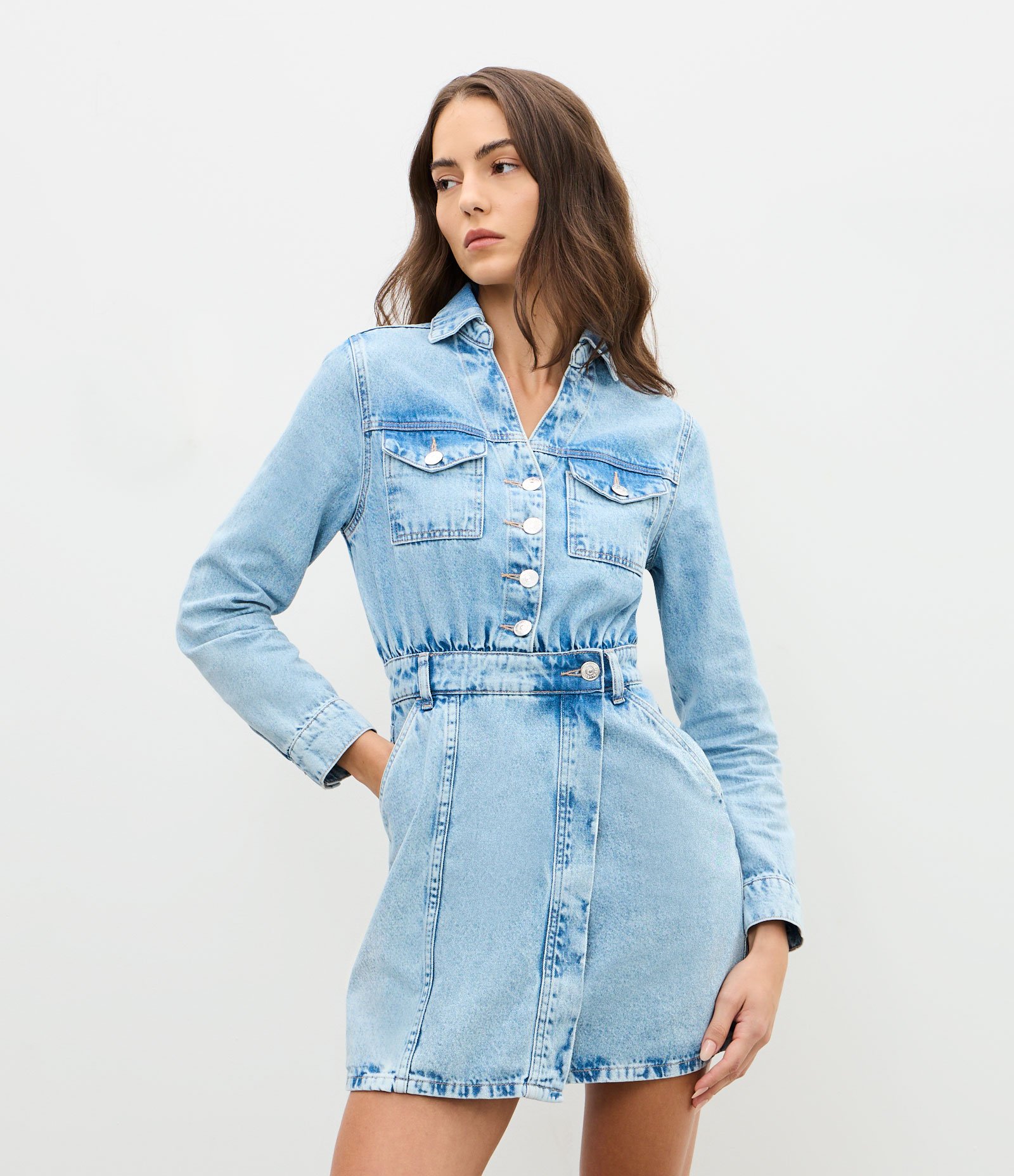 Vestido Curto em Jeans Manga Longa com Botões Frontais Azul Claro 1