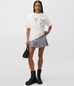 Camiseta Boxy em Algodão com Estampa de Corações e Lettering