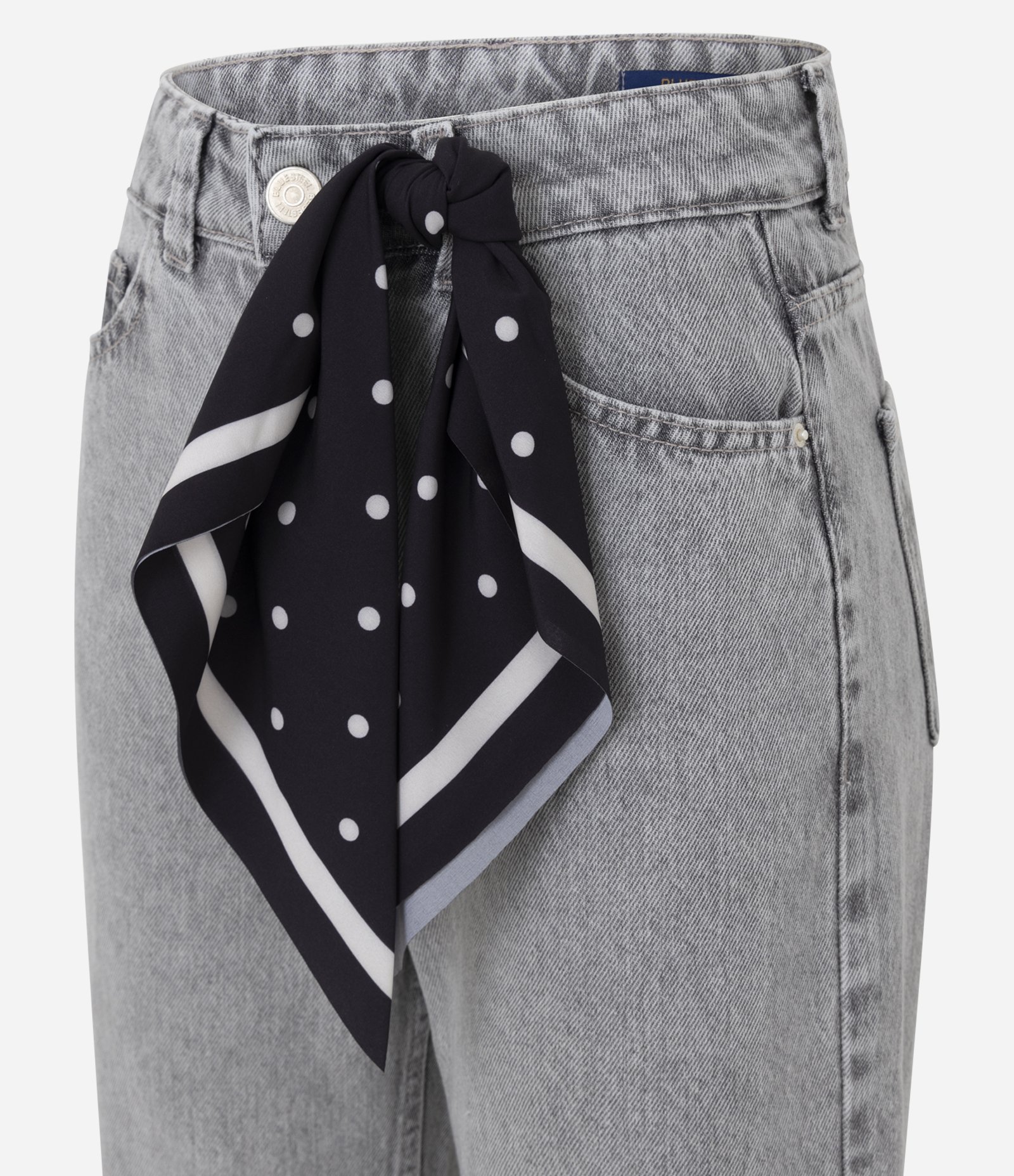 Calça Jeans Reta Cropped com Lenço Poá e Cintura Alta Cinza 2