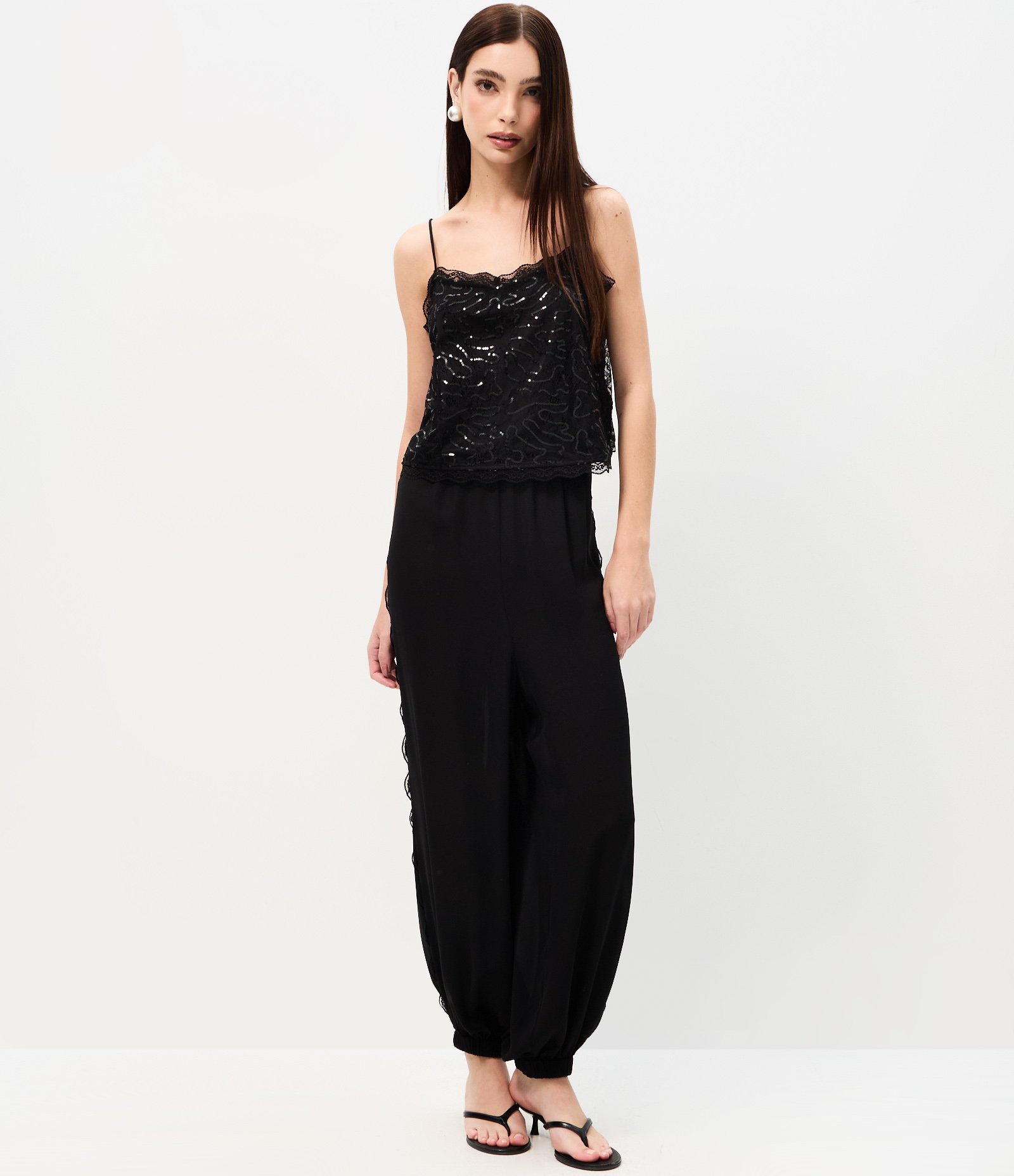 Blusa de Alcinha em Renda com Paetês Preto 2