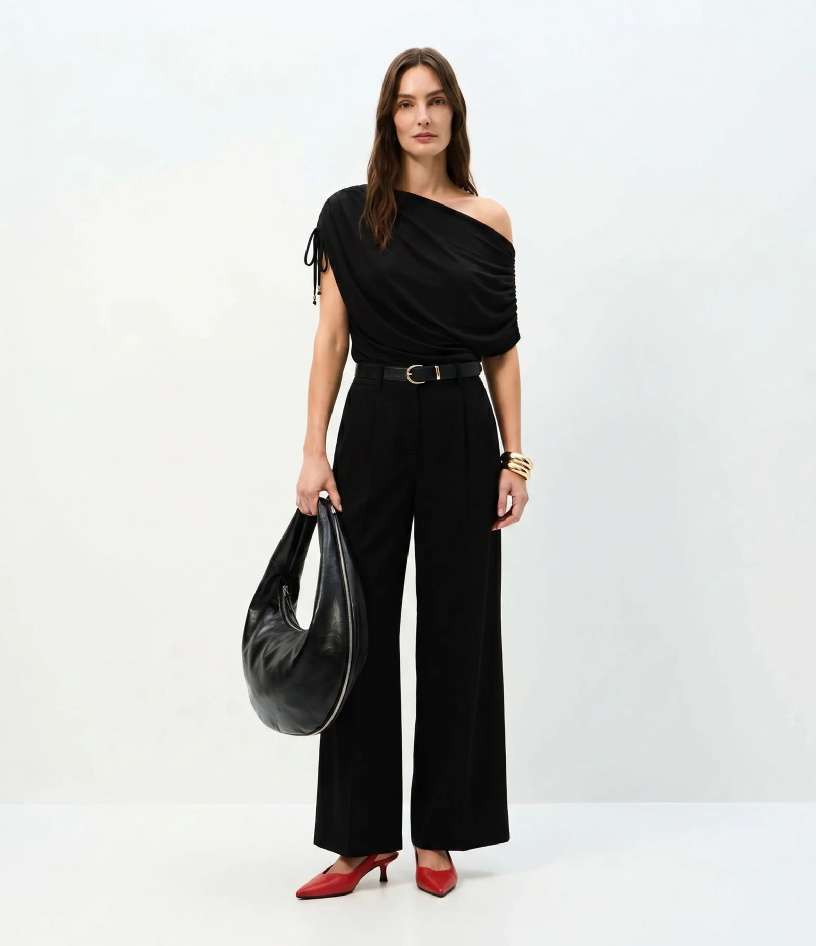 Calça Wide Leg em Alfaiataria com Cós Liso e Pregas Frontais Preto 1