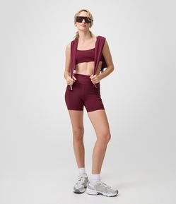 Bermuda Ajustada Esportiva com Cós Texturizado e Bolso