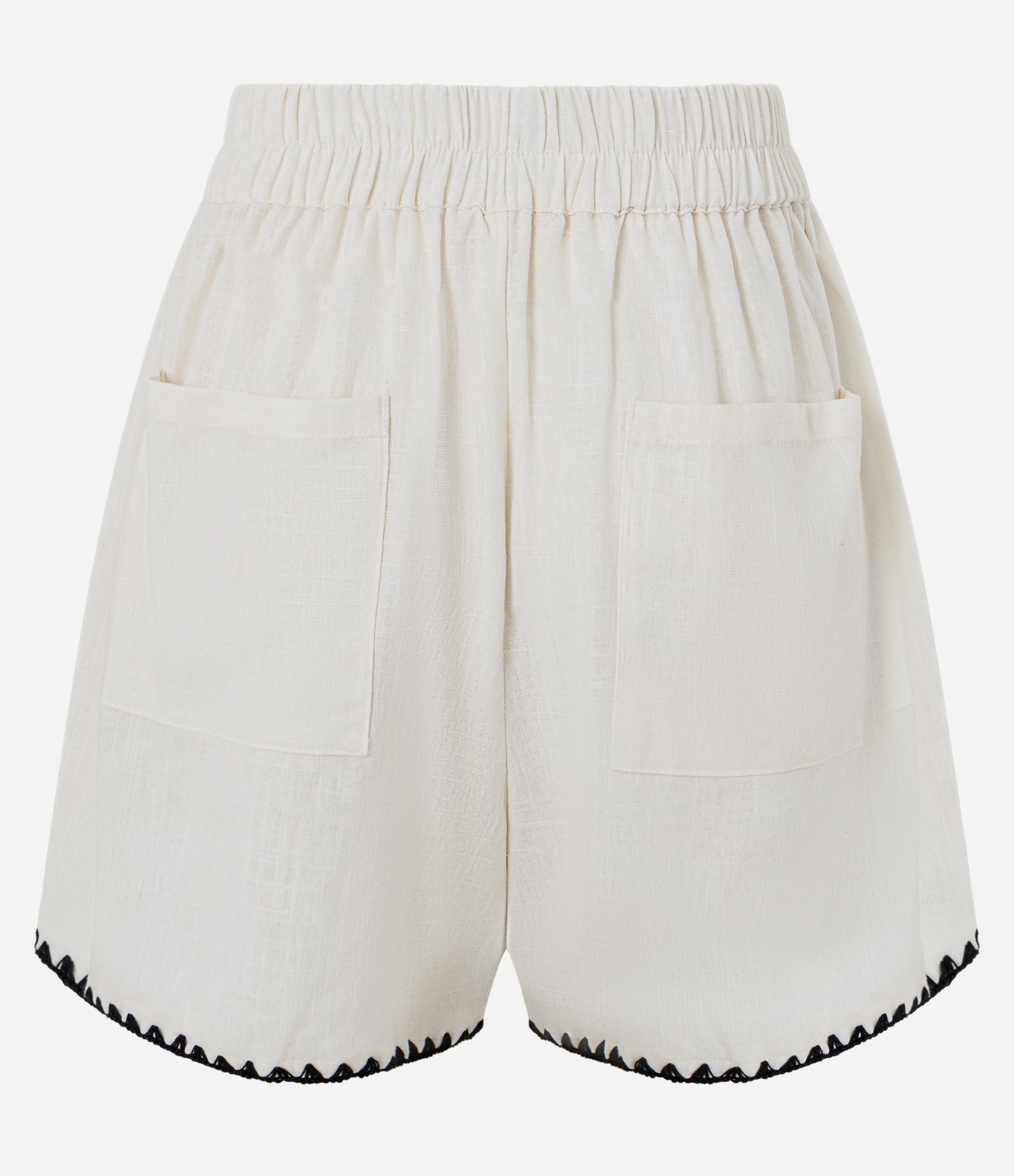 Short em Viscolinho com Detalhe Contrastante Branco 8