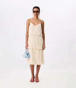 Vestido Evasê Midi em Chiffon com Camadas