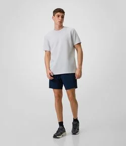 Bermuda Esportiva Texturizada com Bolsos de Zíper
