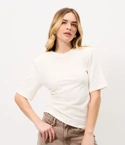Blusa em Algodão com Ombreiras e Barra Assimétrica
