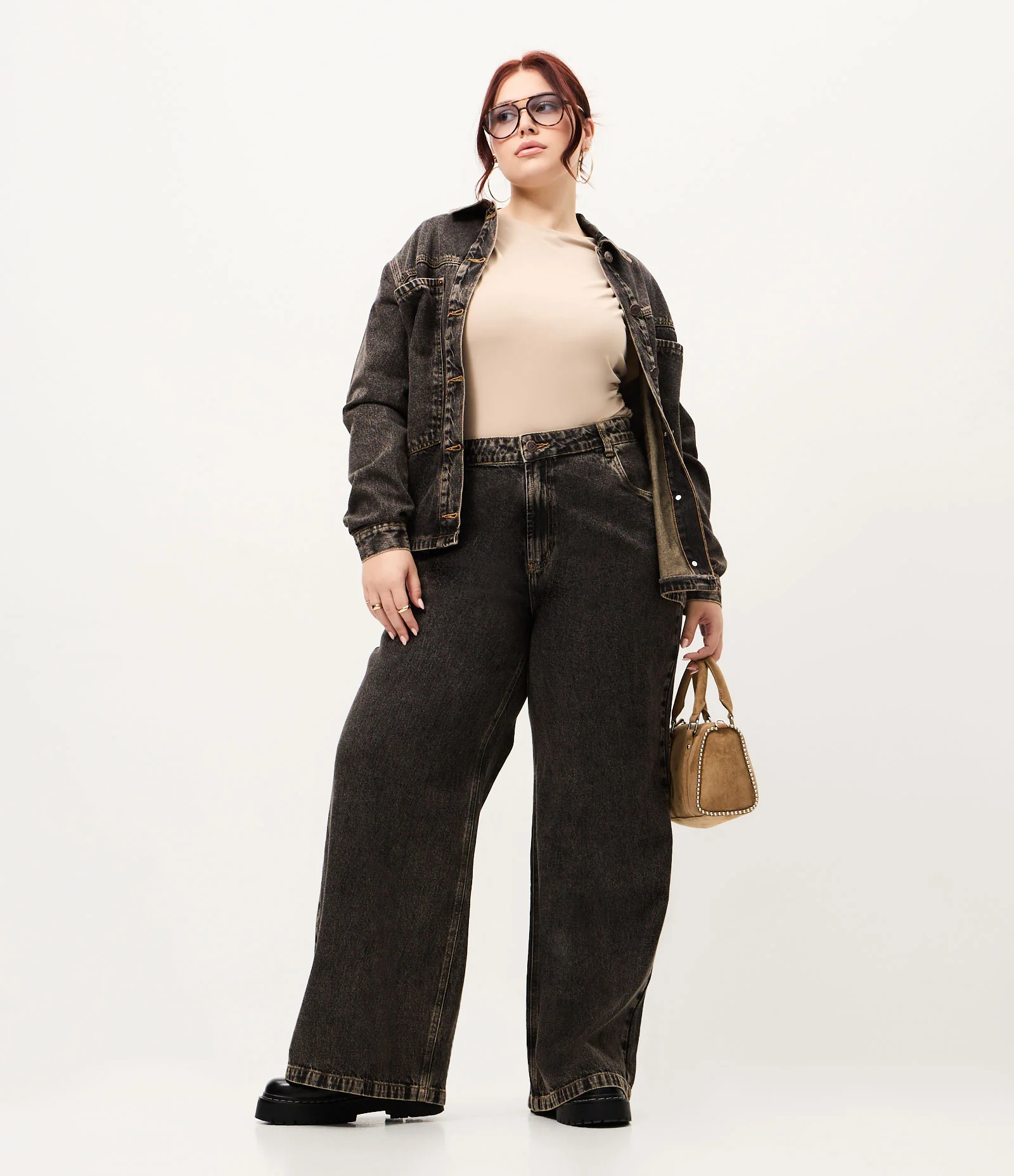 Calça Wide em Jeans com Barra a Fio Curve & Plus Size Marrom 1