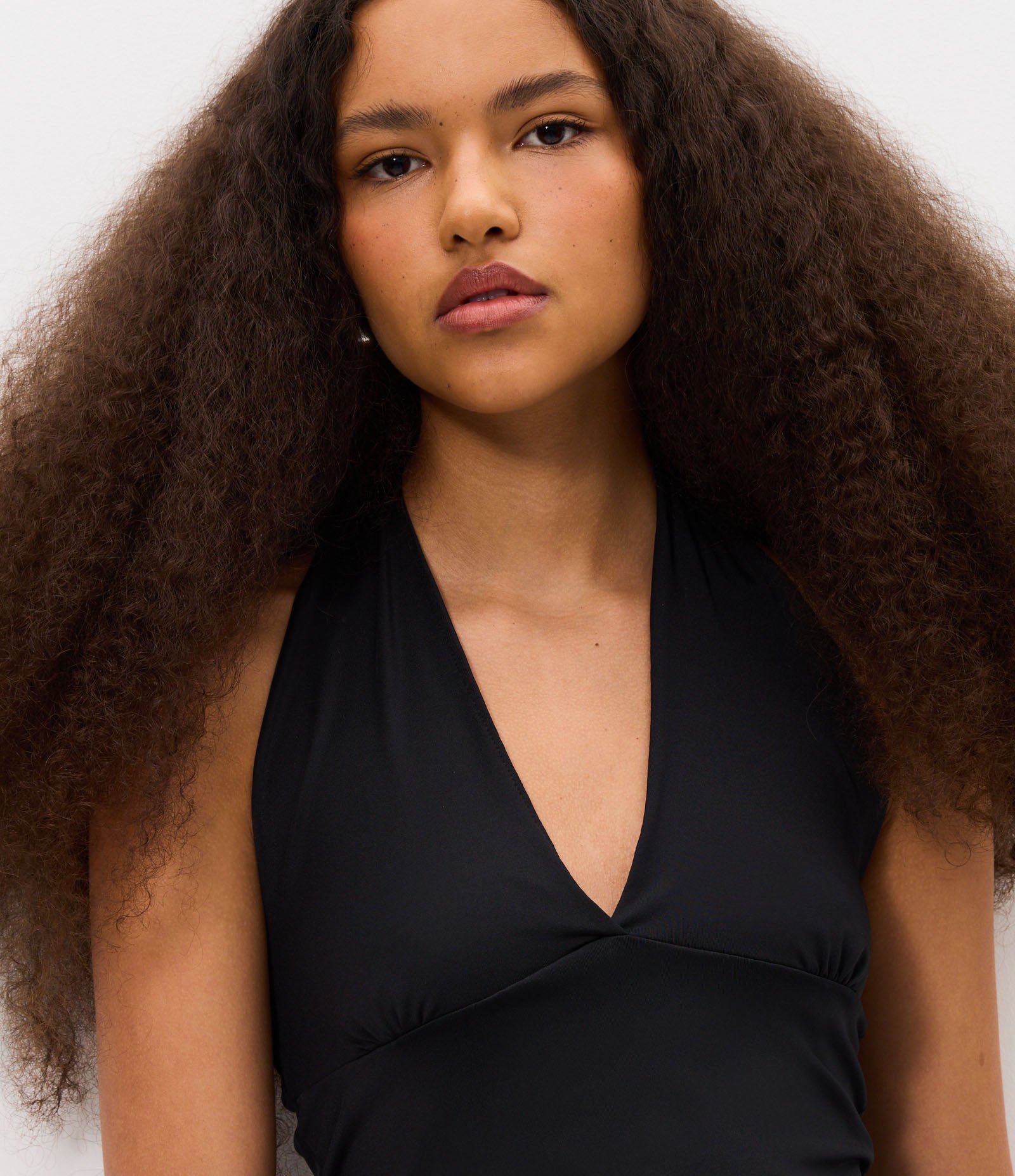 Blusa Frente Única em Microfibra Preto 3
