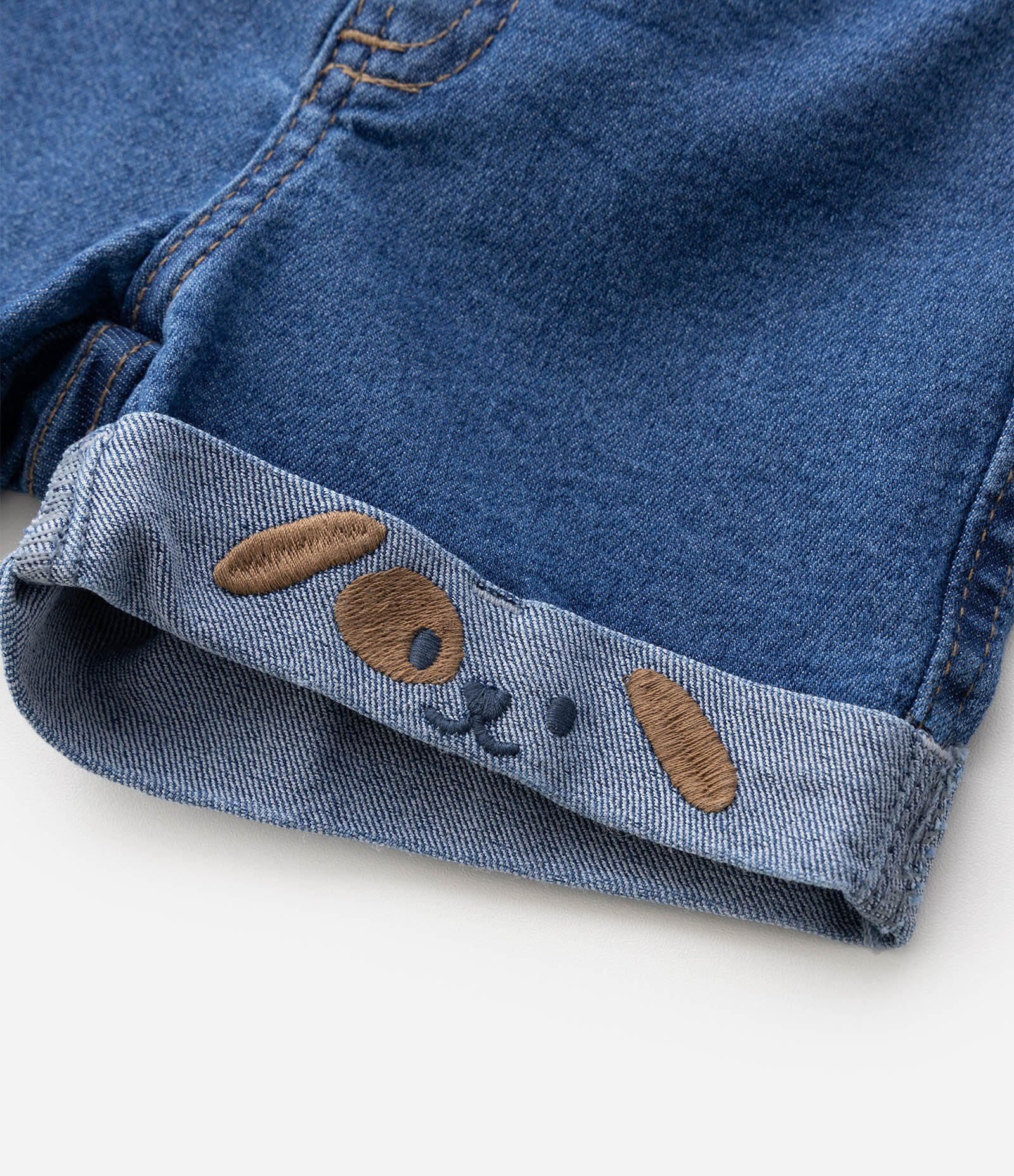 Bermuda Bebê em Jeans com Bordado de Cachorro na Barra – Tam 0 a 18 Meses Azul 5