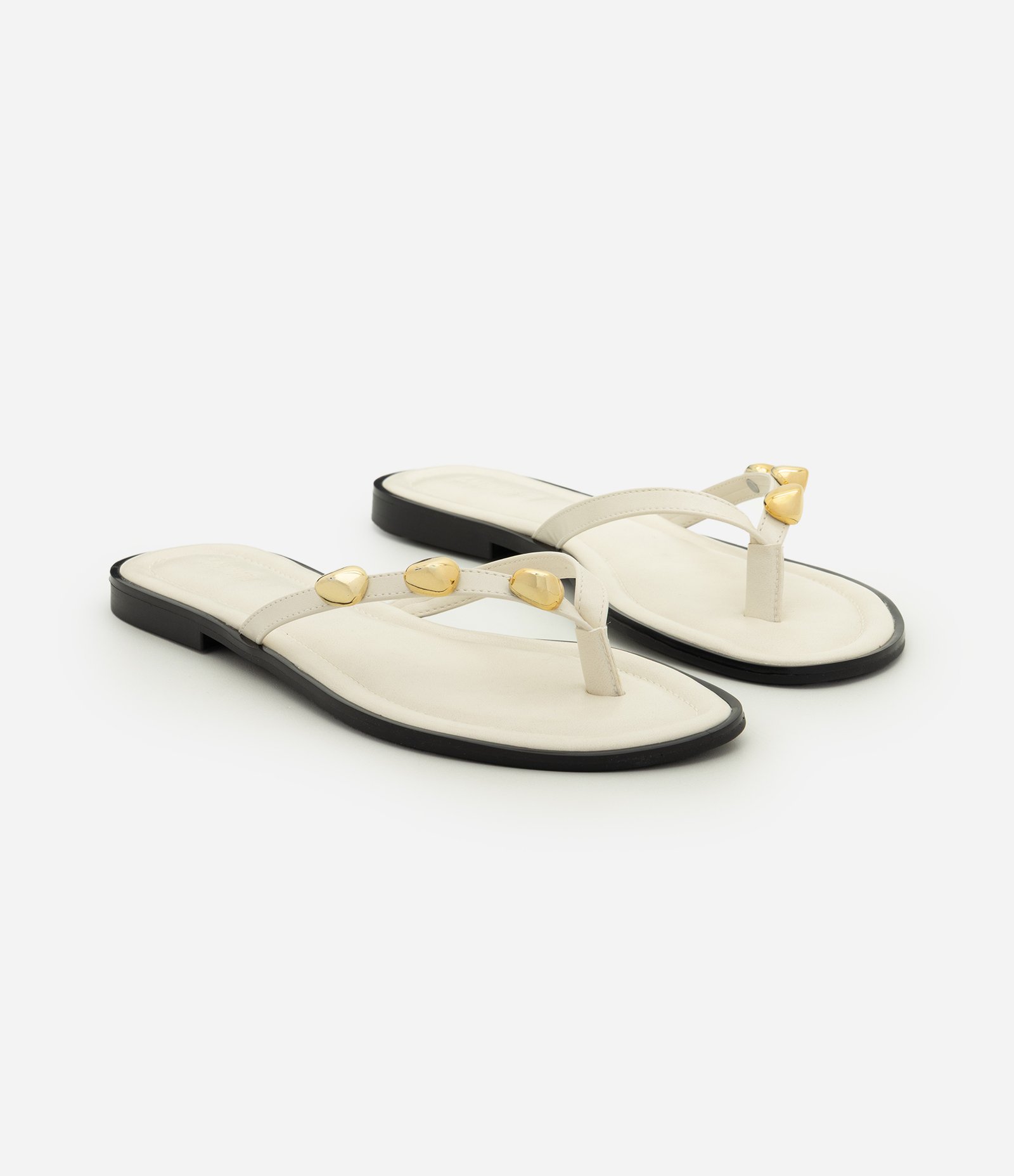 Rasteira Mule em PU com Enfeites na Tira Off White 2