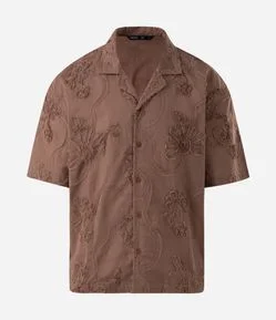 Camisa Boxy em Tricoline com Bordado Bailarina Desfiado