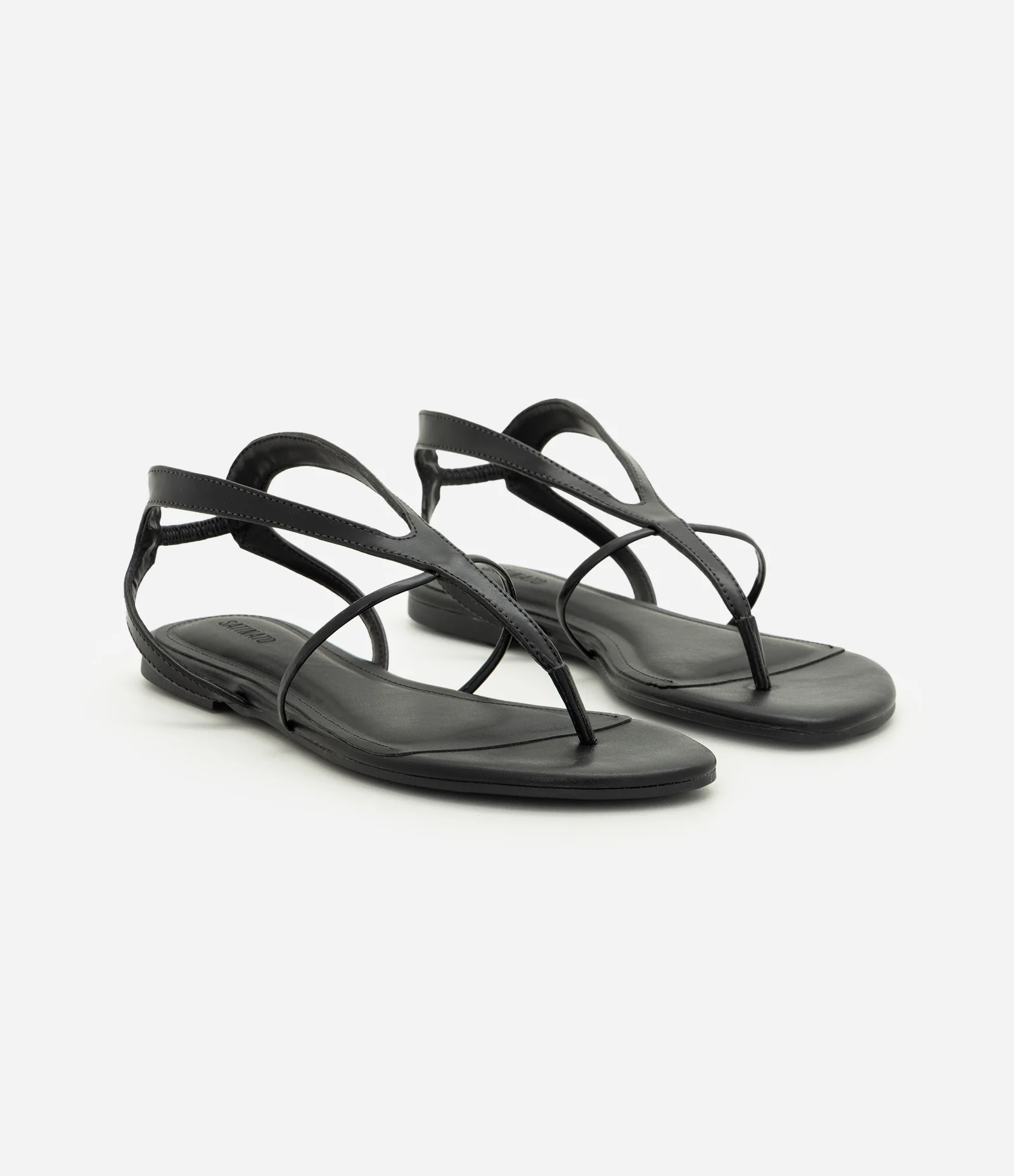 Rasteira Flat em PU com Tiras Finas Assimétricas Preto 2