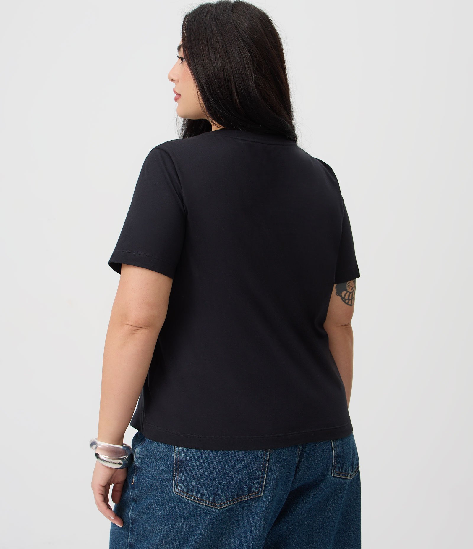 Blusa em Algodão com Paetê e Estampa Biquíni Curve & Plus Size Preto 4