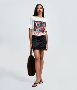 Short Saia Acetinado com Aplicação de Renda na Barra