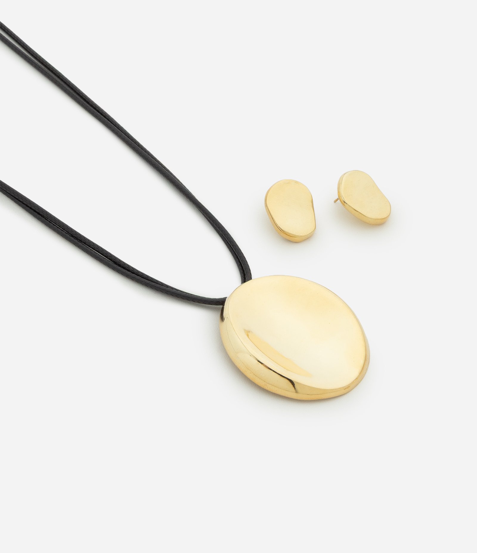 Conjunto de Colar Longo e Brincos com Pingente Arredondado Dourado 2