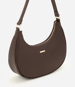 Bolsa Baguete em PU com Metais Light Gold e Alça Ajustável