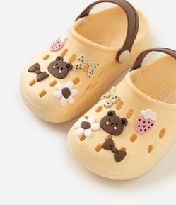 Sandália Infantil Babuche com Pins de Ursinho e Laços – Tam 20 ao 35
