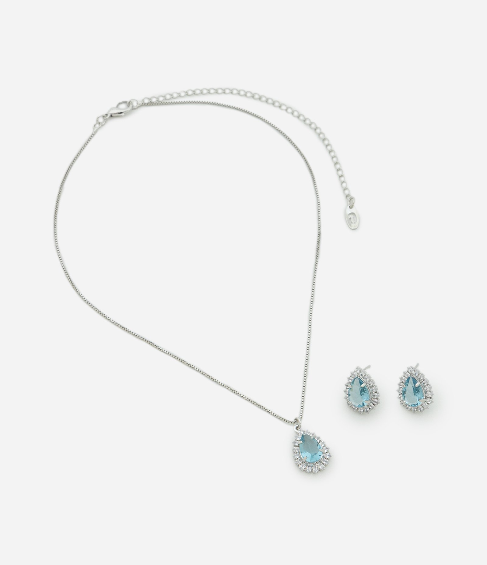 Conjunto de Colar e Brincos com Pingente de Gota Prata 2