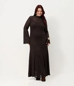 Vestido em Renda de Manga Longa Flare Curve & Plus Size
