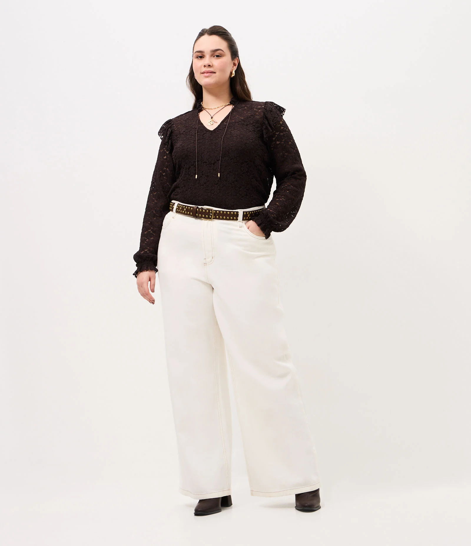 Blusa Renda Decote V Com Lastex Curve & Plus Size Marrom 2