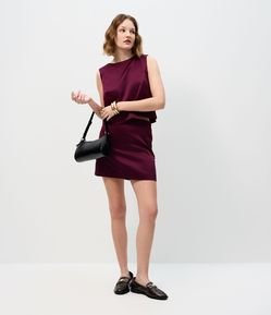 Blusa Acetinada com Laços nas Costas