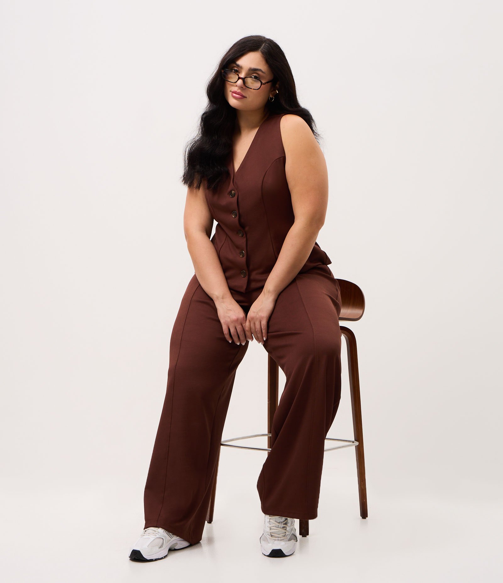 Calça Wide Leg Alfaiatada com Recortes Curve & Plus Size Marrom 1