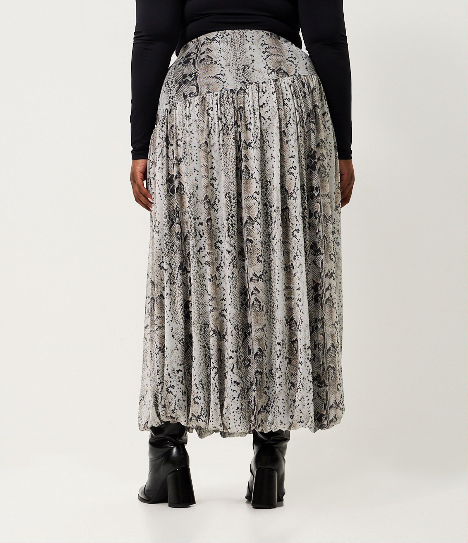 Saia Balonê Animal Print Tule Curve & Plus Size Cinza 4