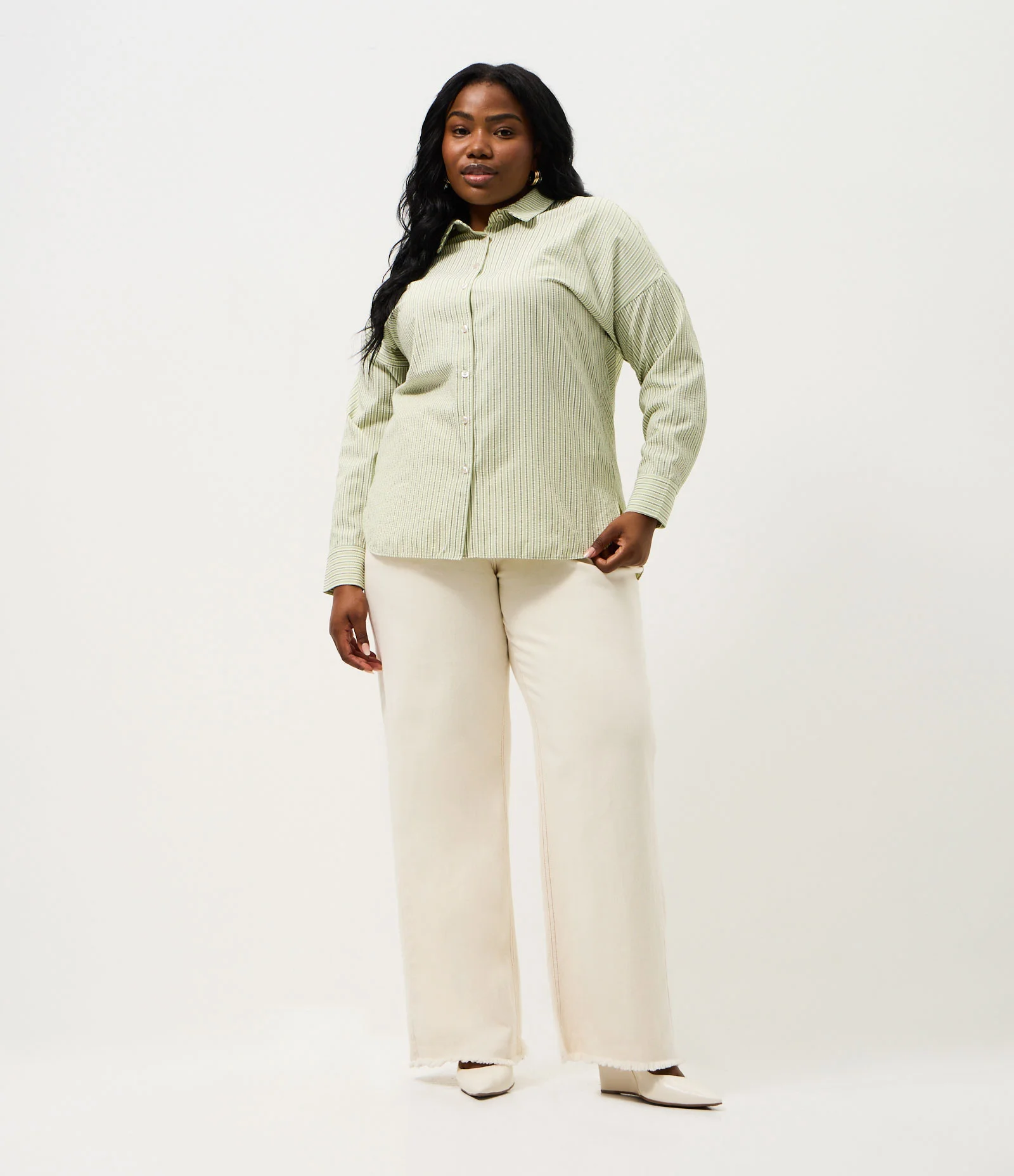 Camisa Listrada em Tricoline Curve & Plus Size Verde 2