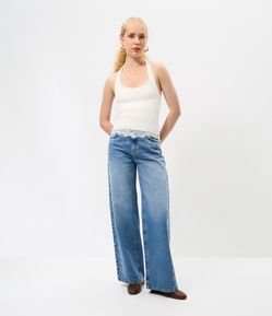 Calça Wide Leg em Jeans com Cintura Baixa e Ilhós na Lateral