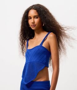 Blusa Cropped em Tricô com Barra de Ponta