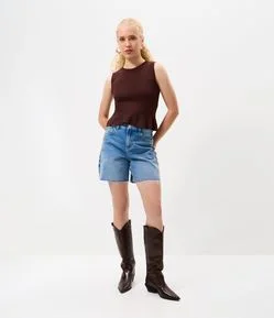 Short Midi em Jeans com Cintura Média e Bordado Sol
