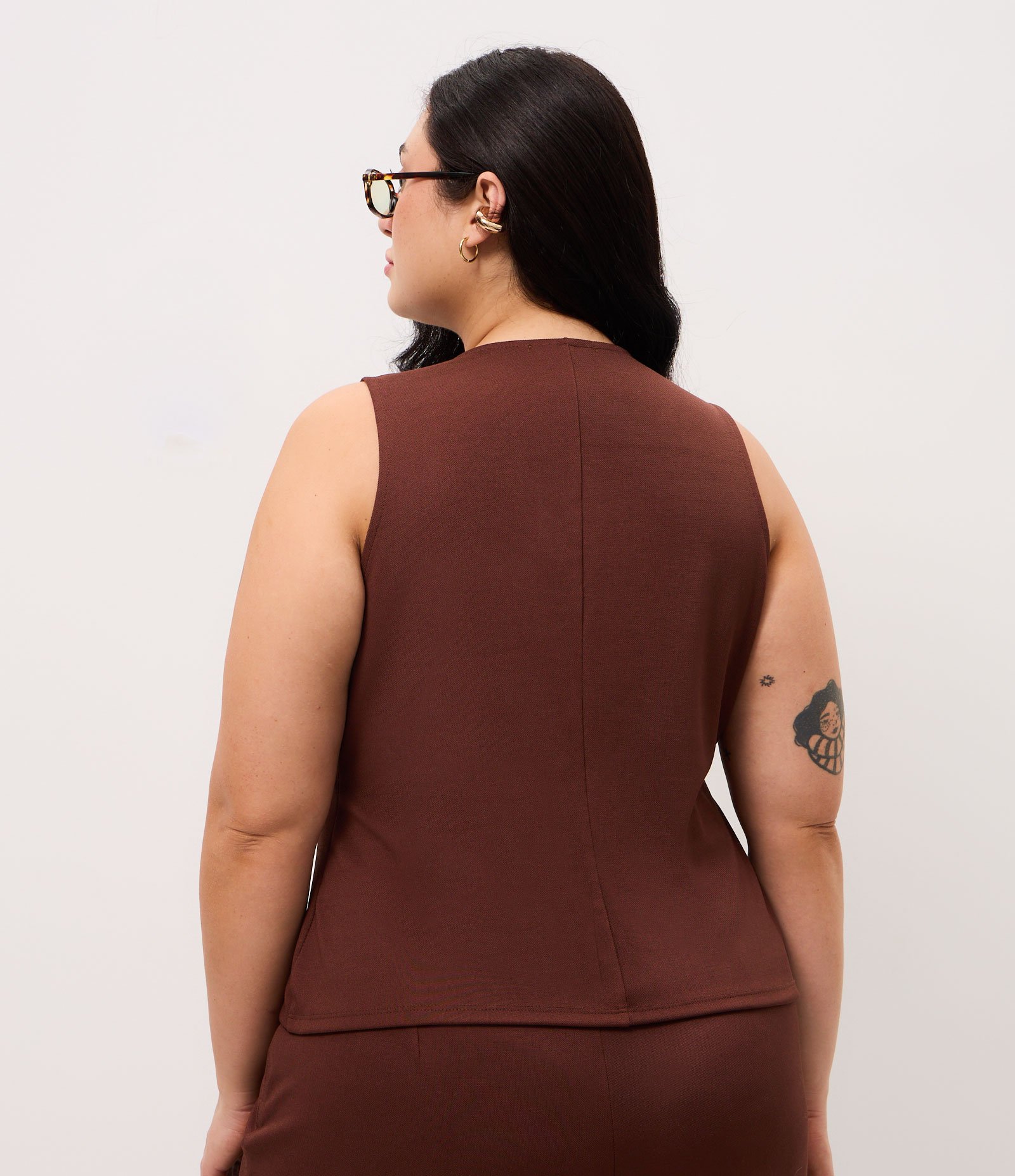 Colete Alfaiatado com Botões Curve & Plus Size Marrom 4