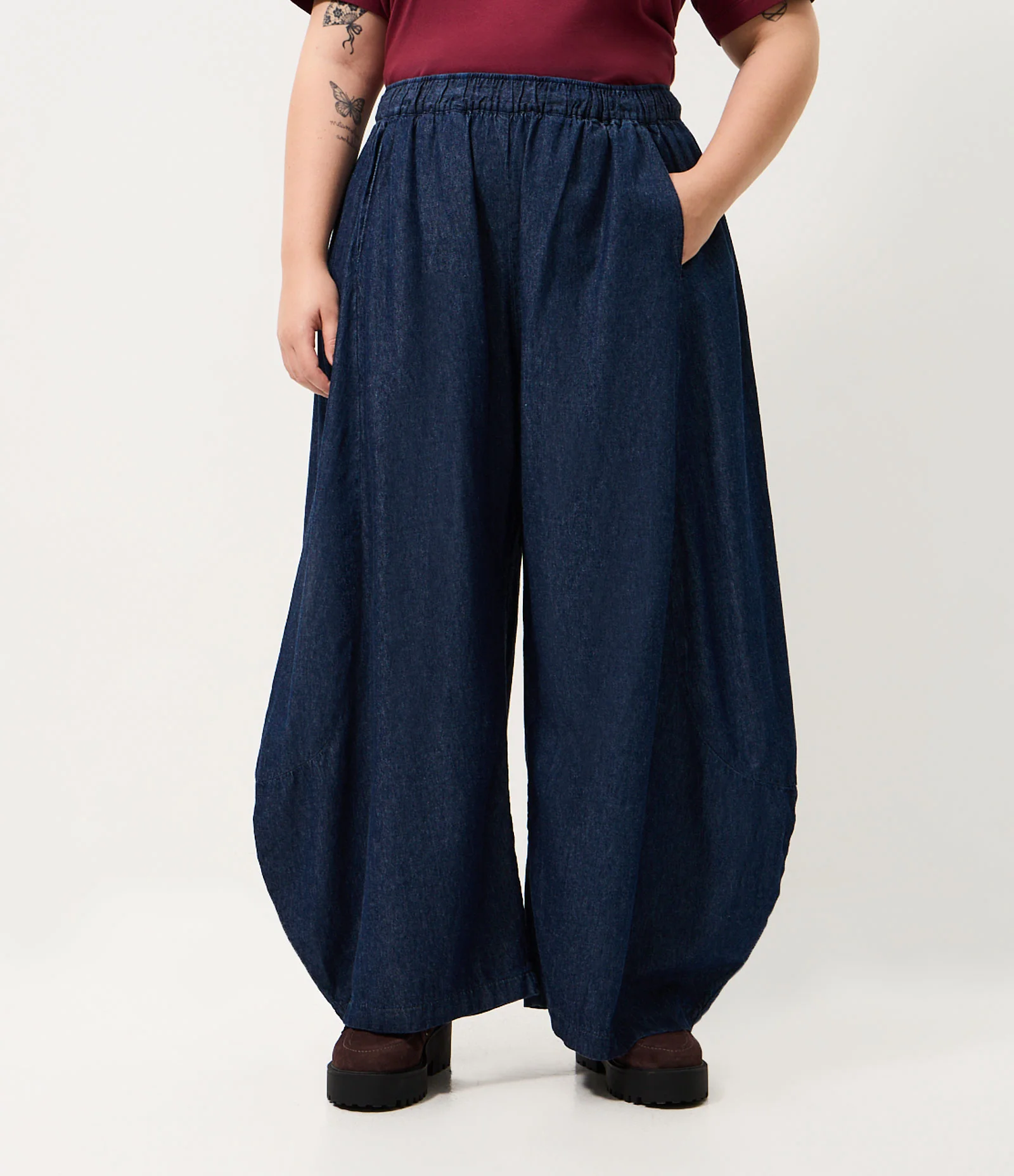 Calça Jeans Balloon Amaciada Curve & Plus Size Azul 2