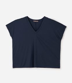 Blusa Básica em Ribana Gola V Curve & Plus Size