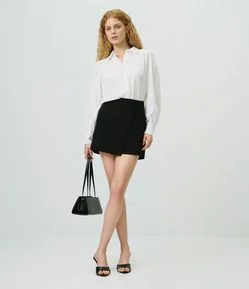 Short Saia Alfaiatado com Cós Assimétrico