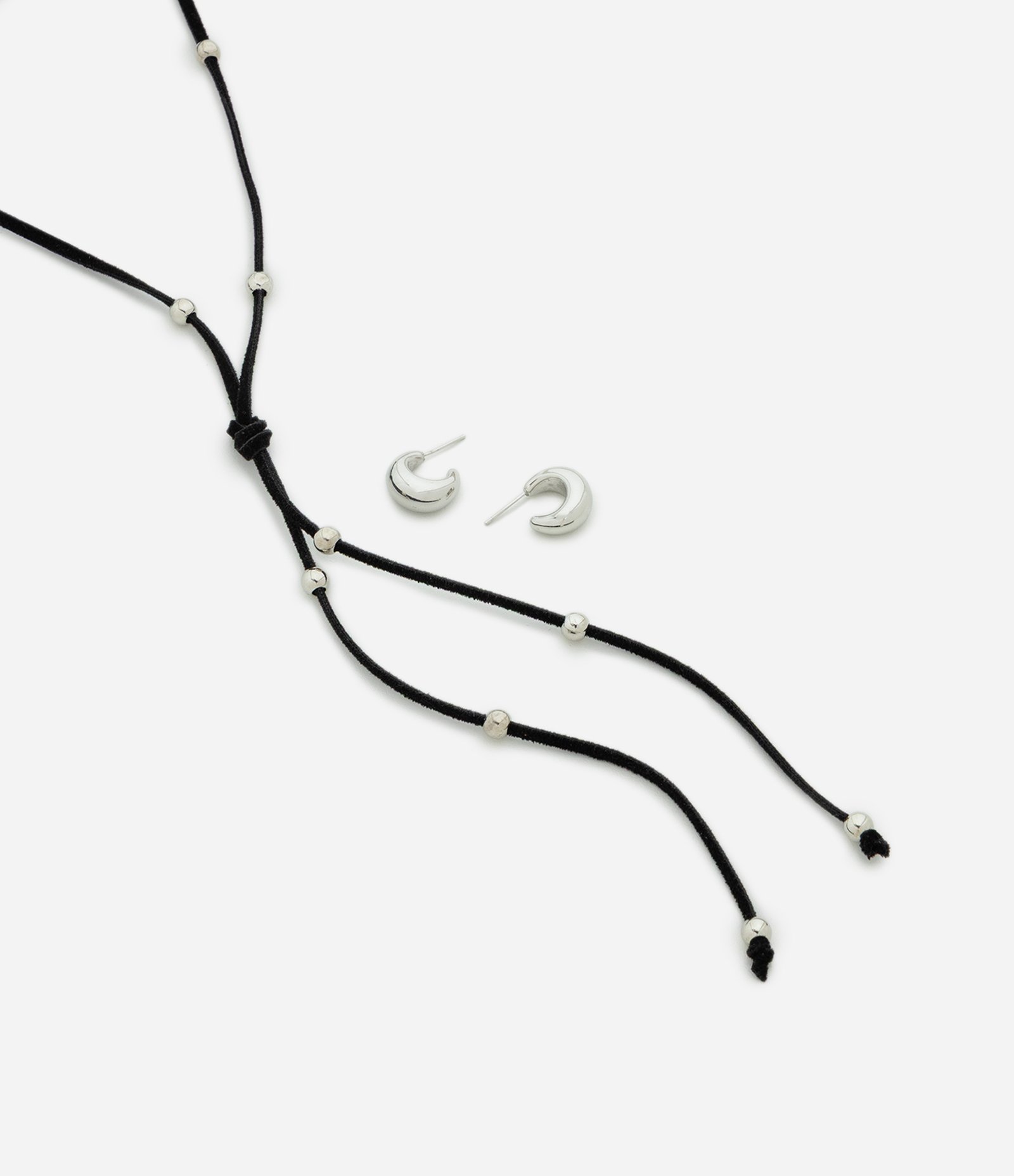 Conjunto de Colar Fio em Suede e Brincos Argola Preto/Prata 1