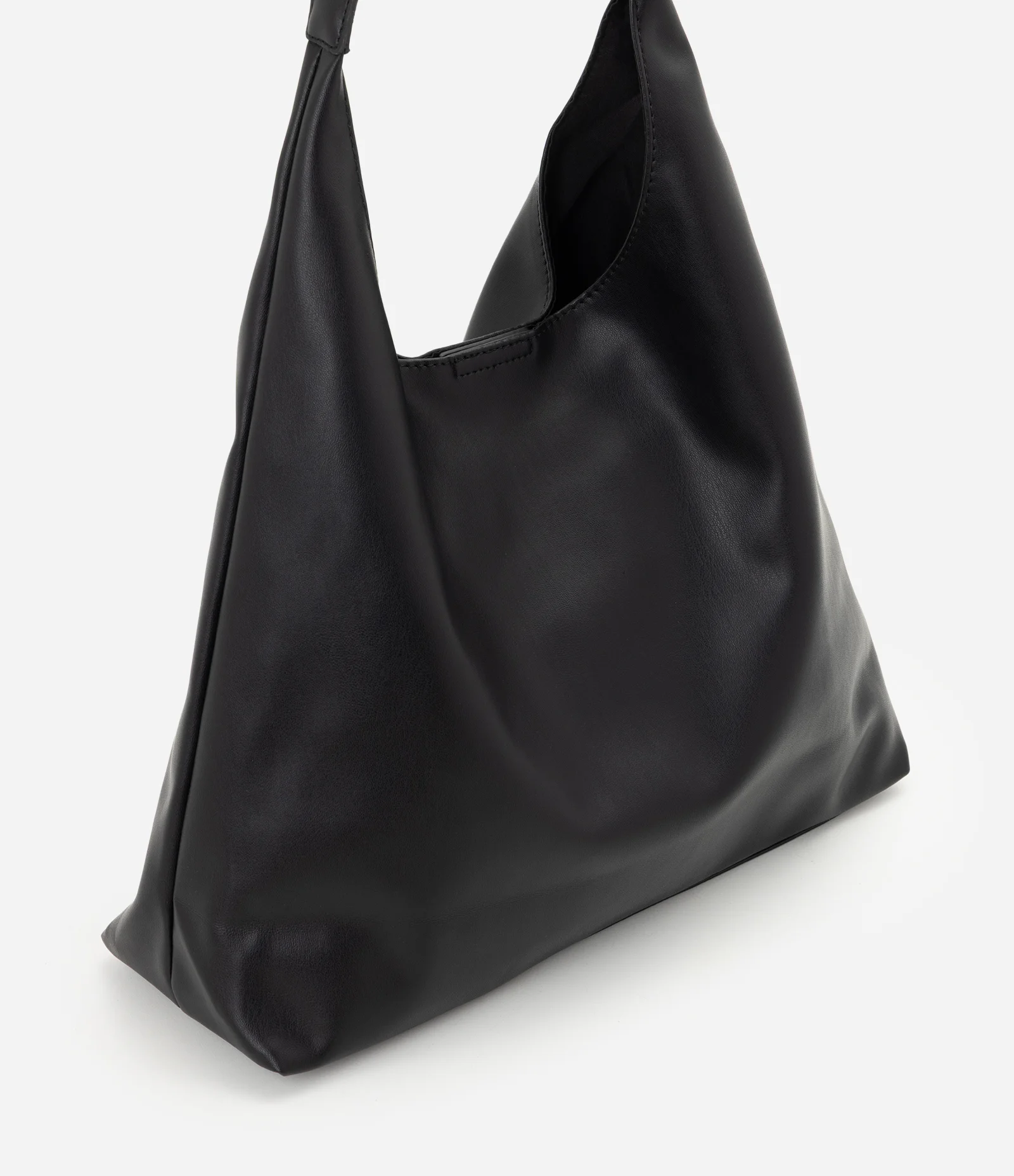 Bolsa Hobo Grande em PU com Alça Longa Preto 1