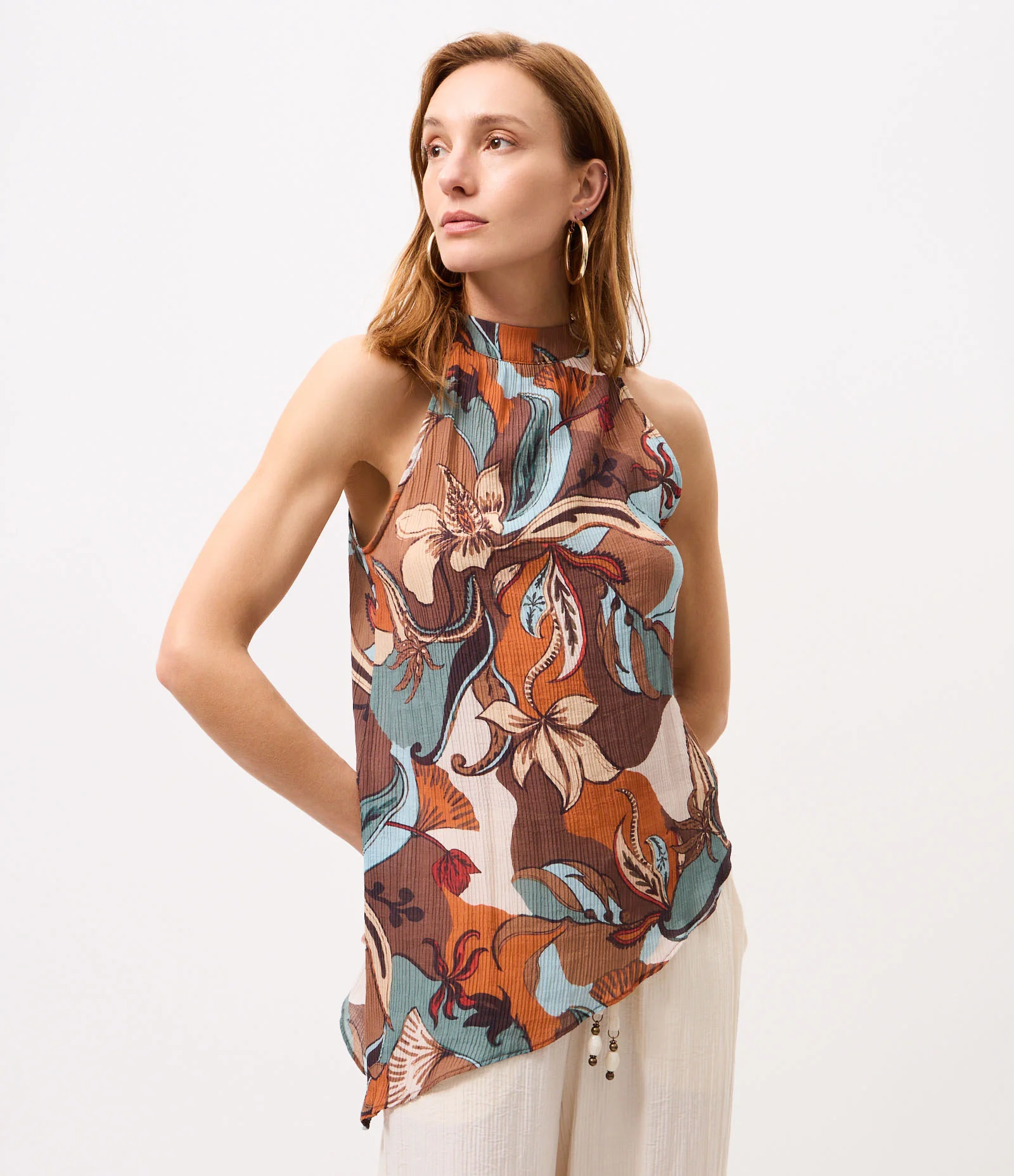 Blusa Halter em Viscose com Barra Assimétrica Multicores 1