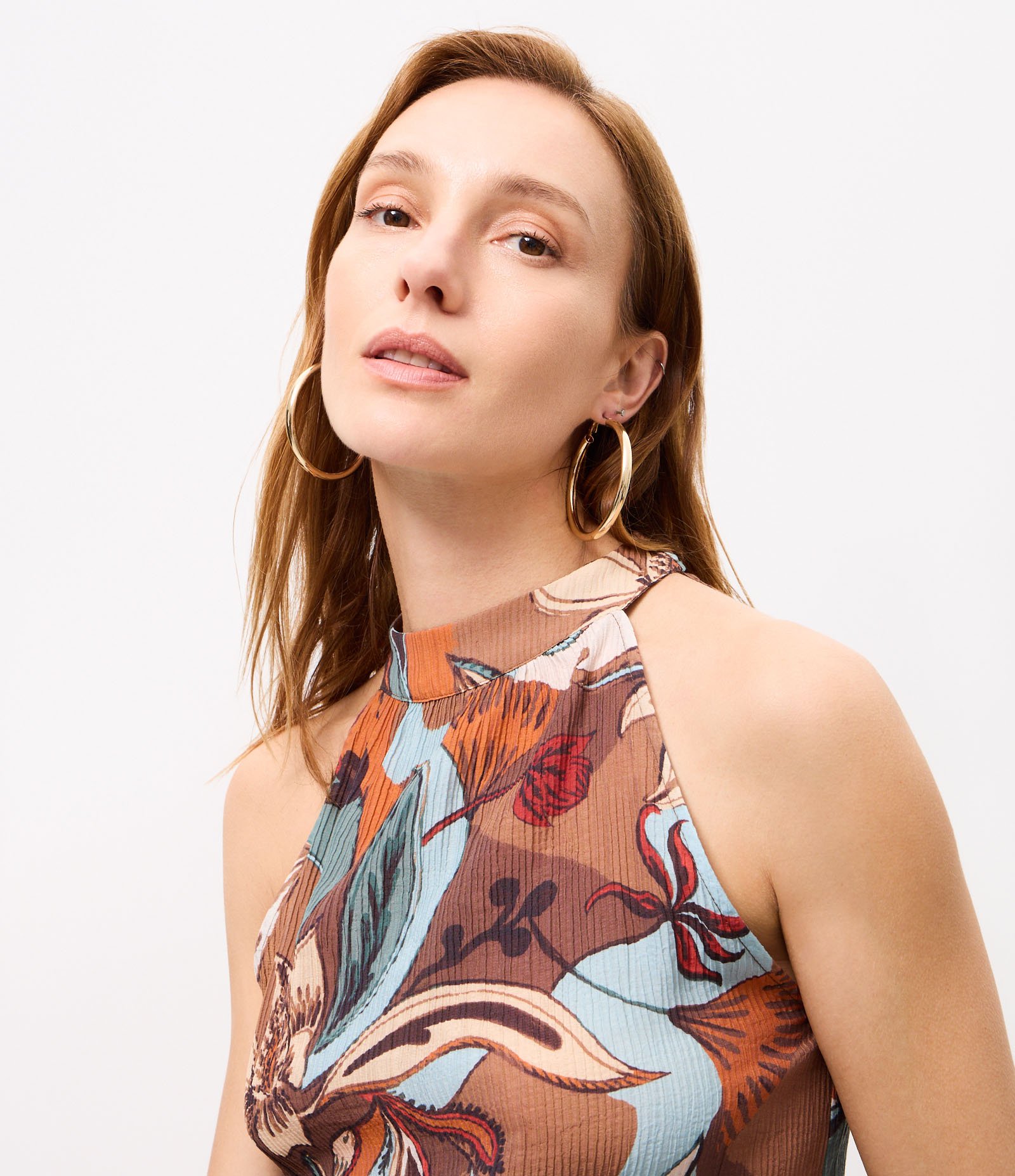 Blusa Halter em Viscose com Barra Assimétrica Multicores 3