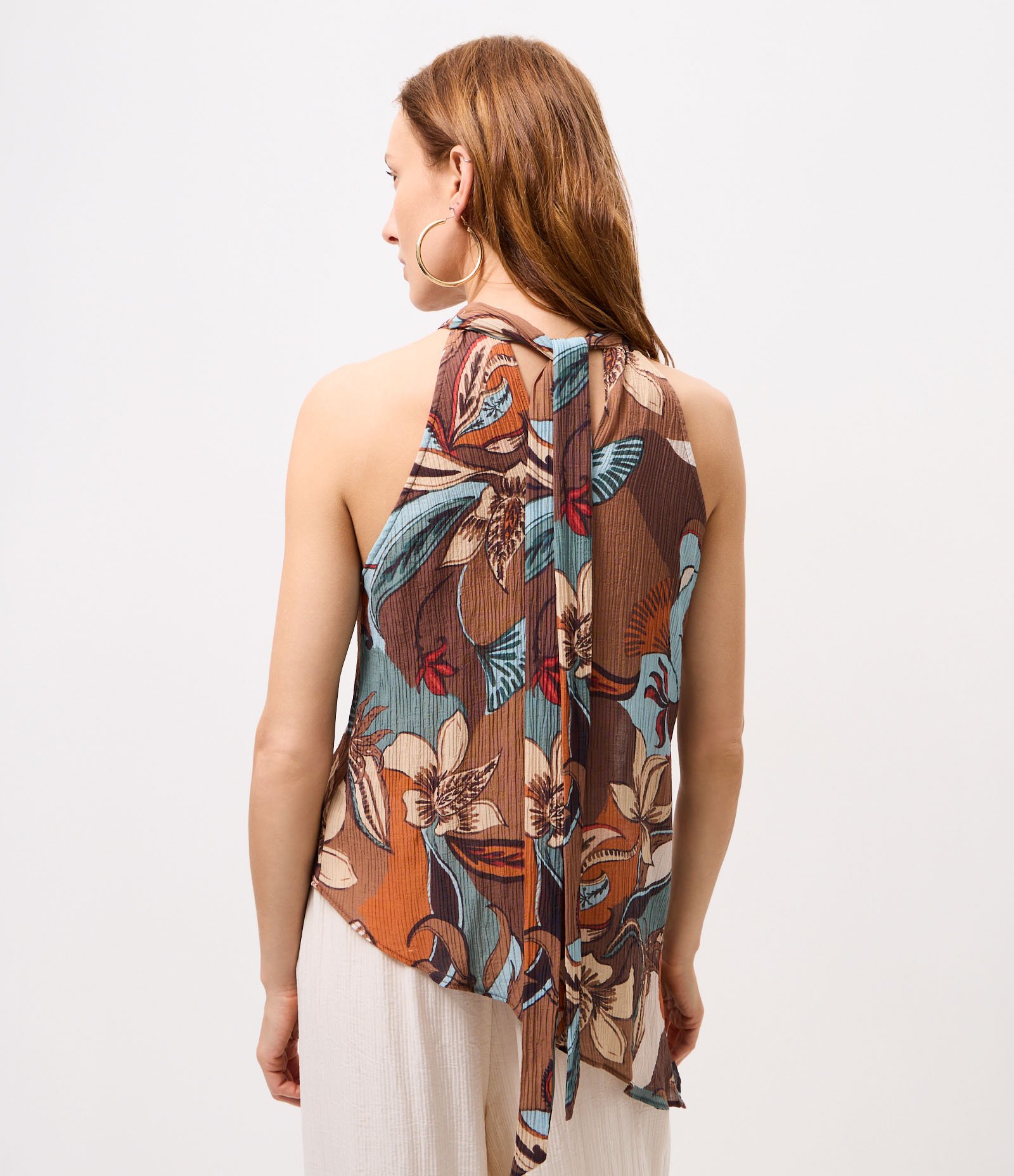 Blusa Halter em Viscose com Barra Assimétrica Multicores 4