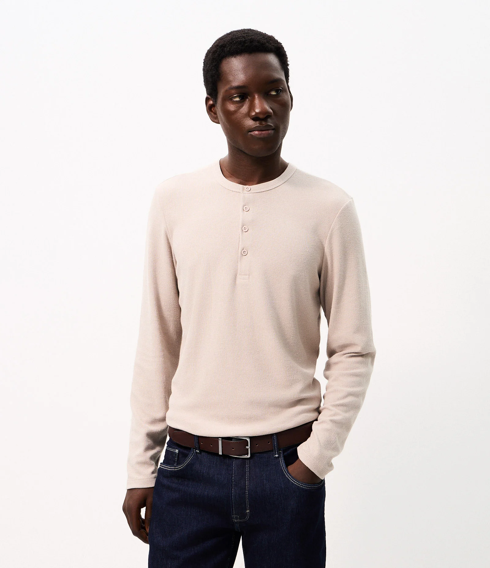 Camiseta Henley com Manga Longa e Texturização Bege 1