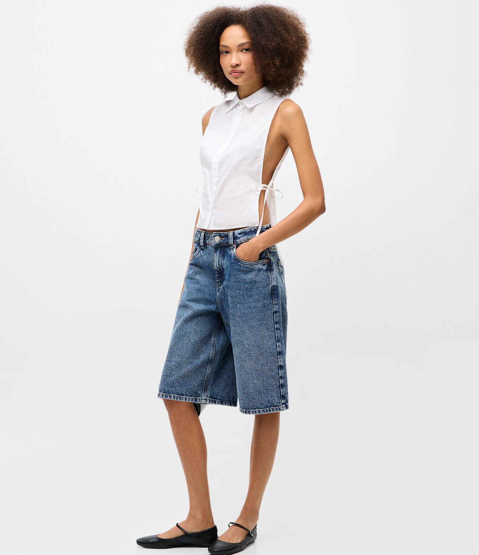 Blusa Avental em Tricoline com Gola Polo e Amarração Lateral Branco 2