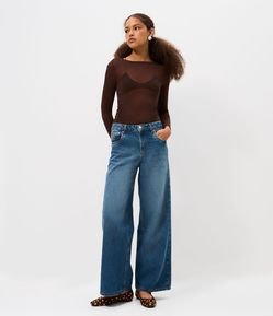 Calça Wide em Jeans com Cintura Média e Bordado Estrela