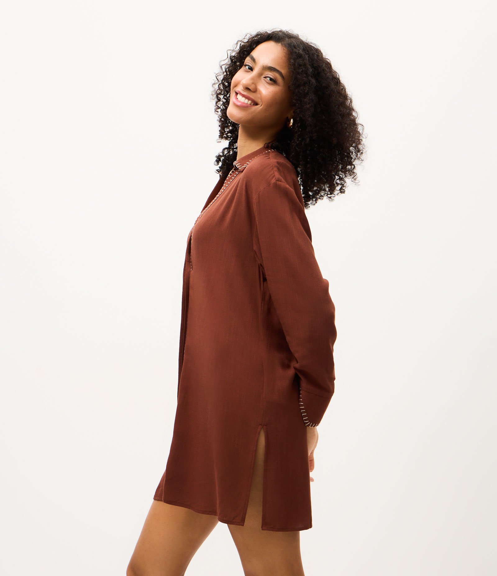 Saída de Praia Camisa com Manga 3/4 e Detalhes Contrastantes Marrom 5