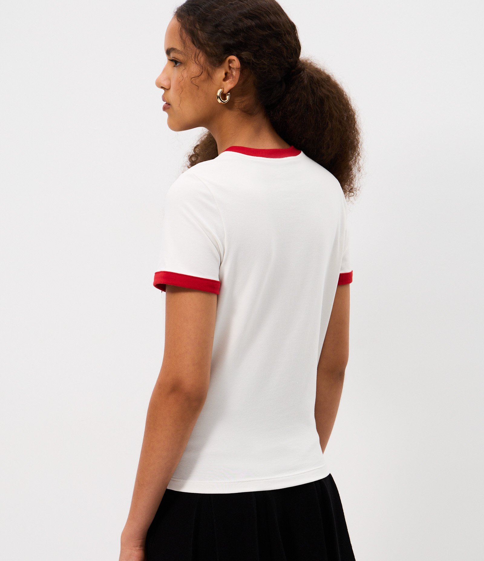 Camiseta New T-Shirt com Estampa Betty Boop e Detalhes Contrastantes Branco 4