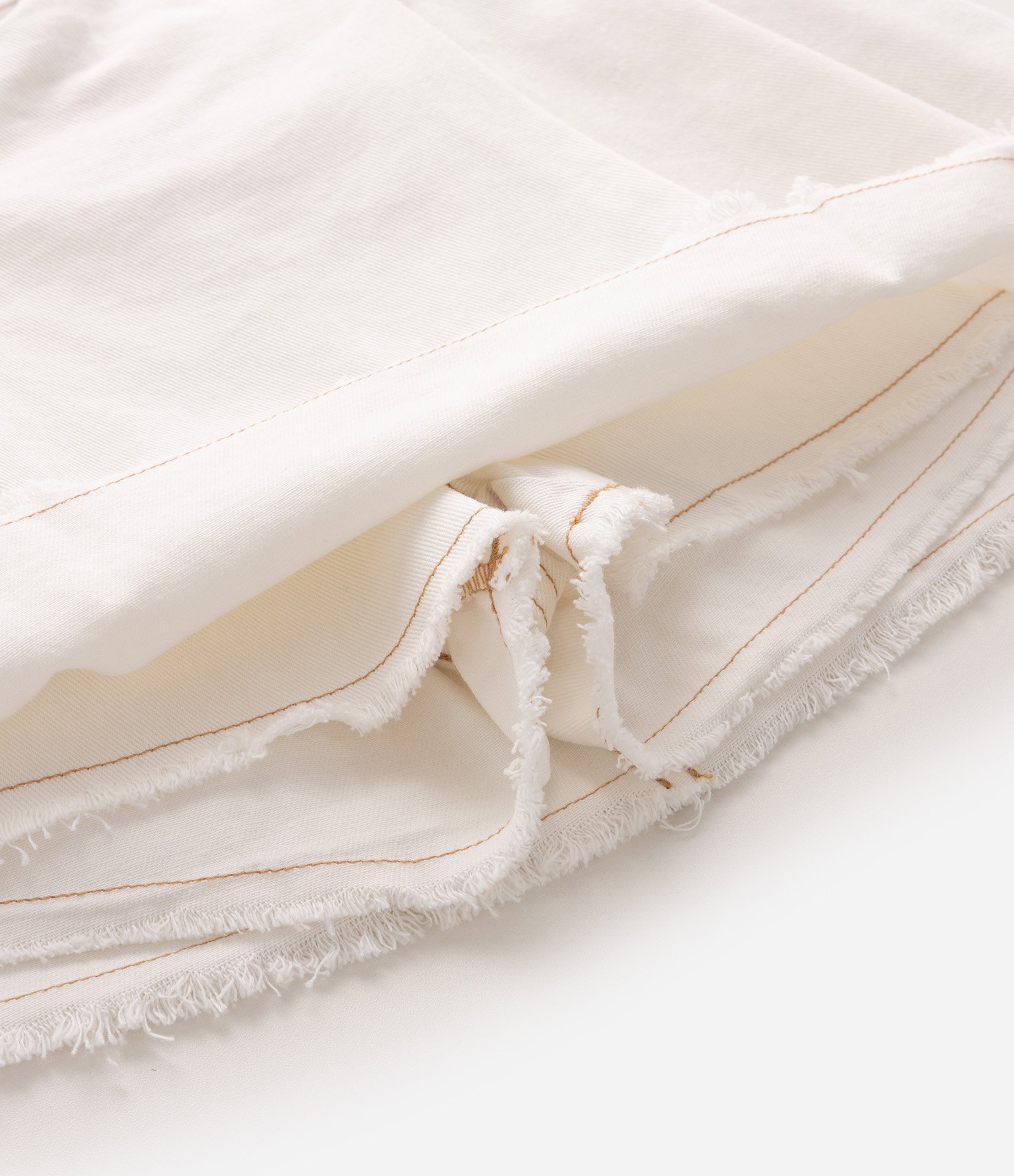 Short Saia Infantil Plissado em Sarja Branco 8