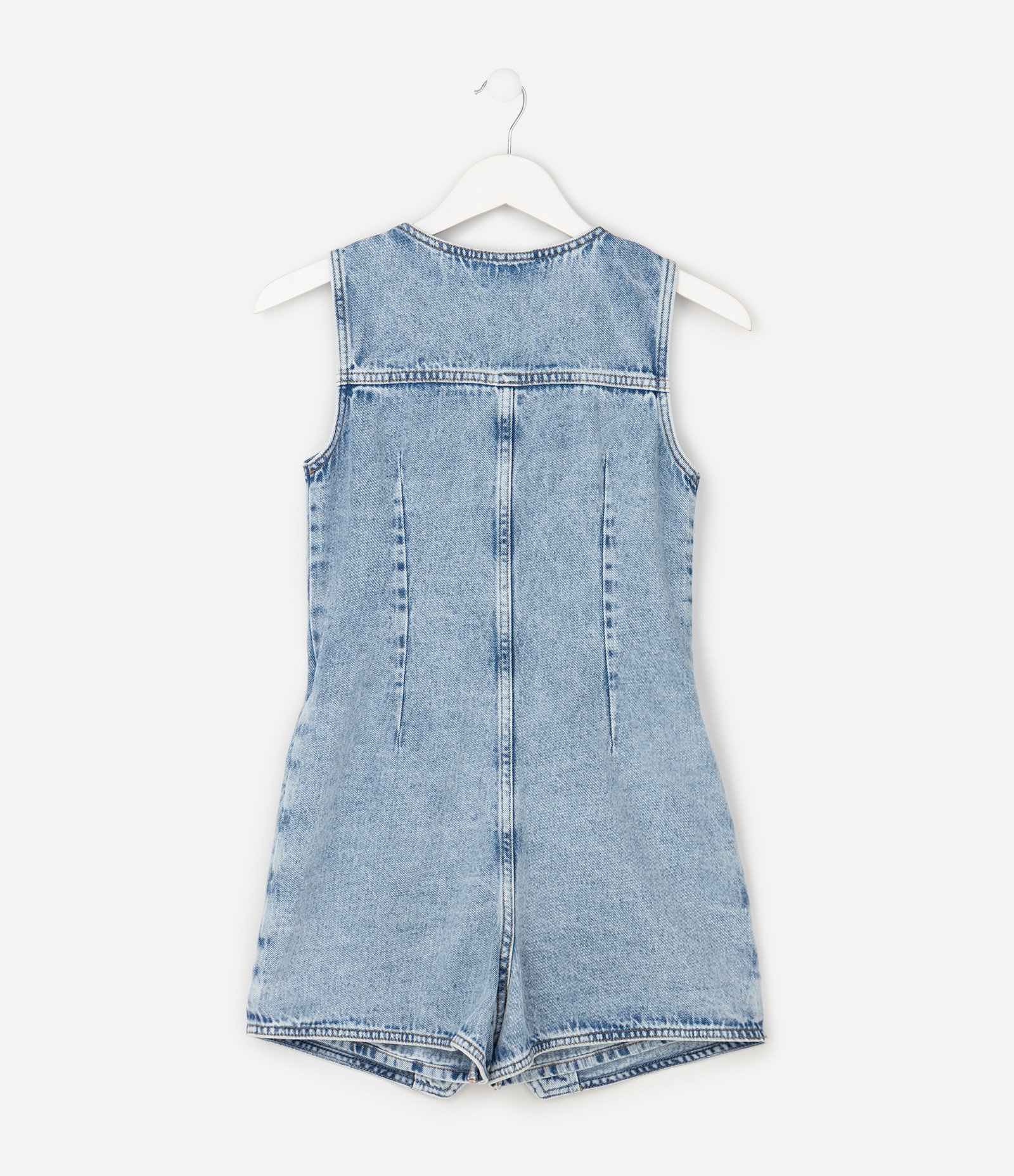 Macacão em Jeans Curto com Botões Frontais Infantil - Tam 5 a 16 Anos Azul 2