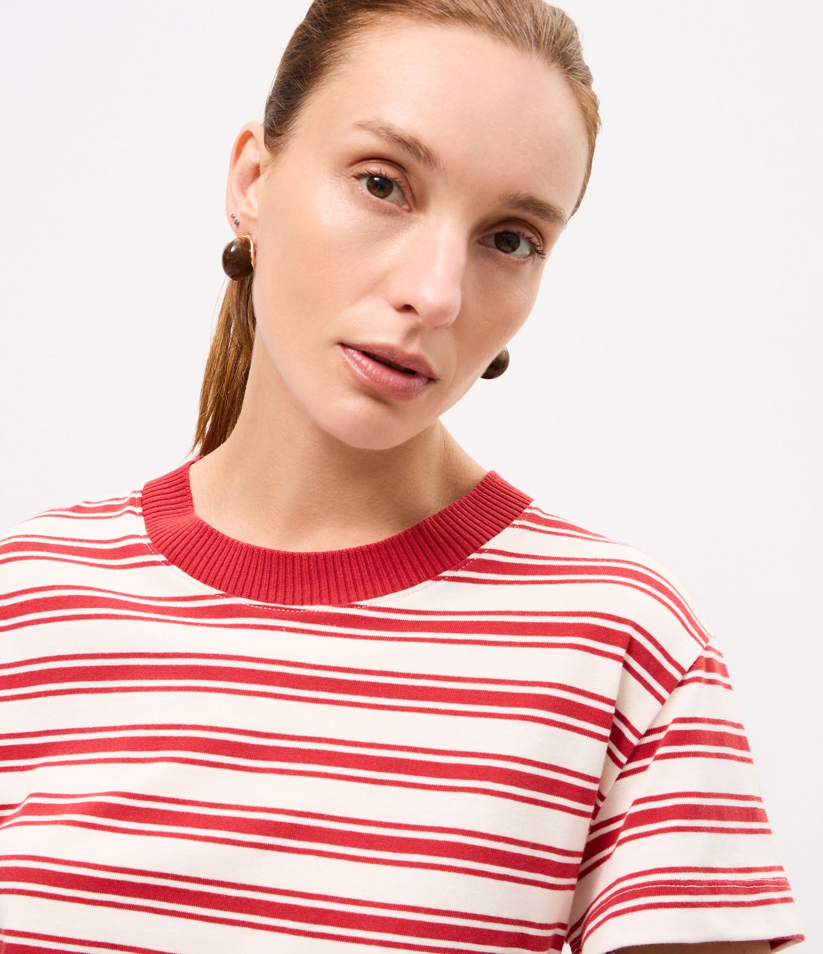 Camiseta em Algodão com Estampa Listrada Branco/Vermelho 3